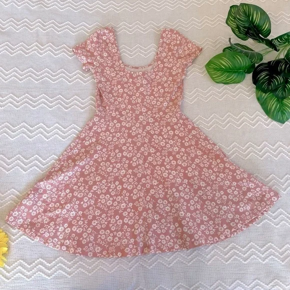 Forever 21 Women’s Floral Mini Dress - Picture 3 of 4